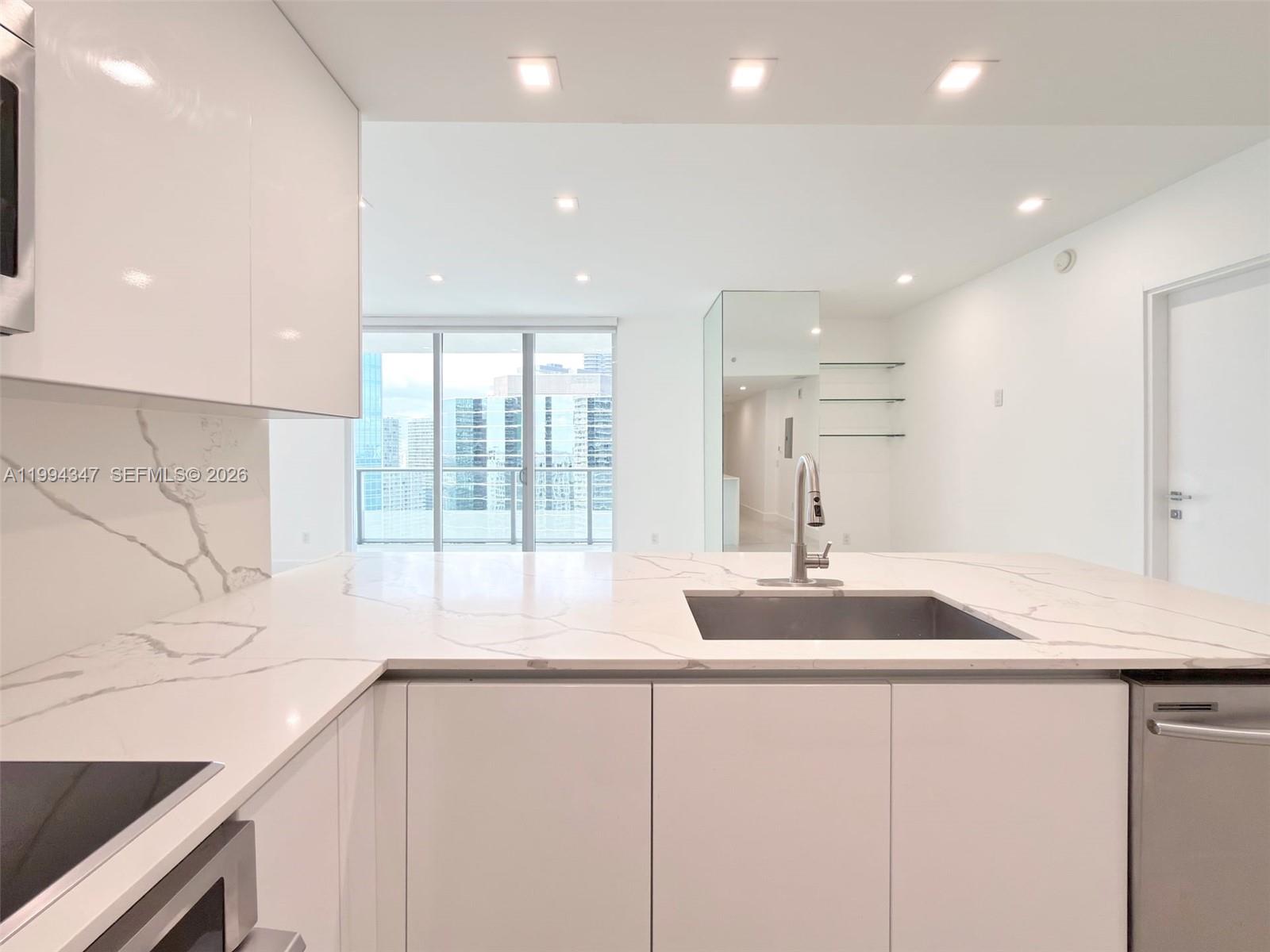 Apartamento para Alugar em Miami, FL