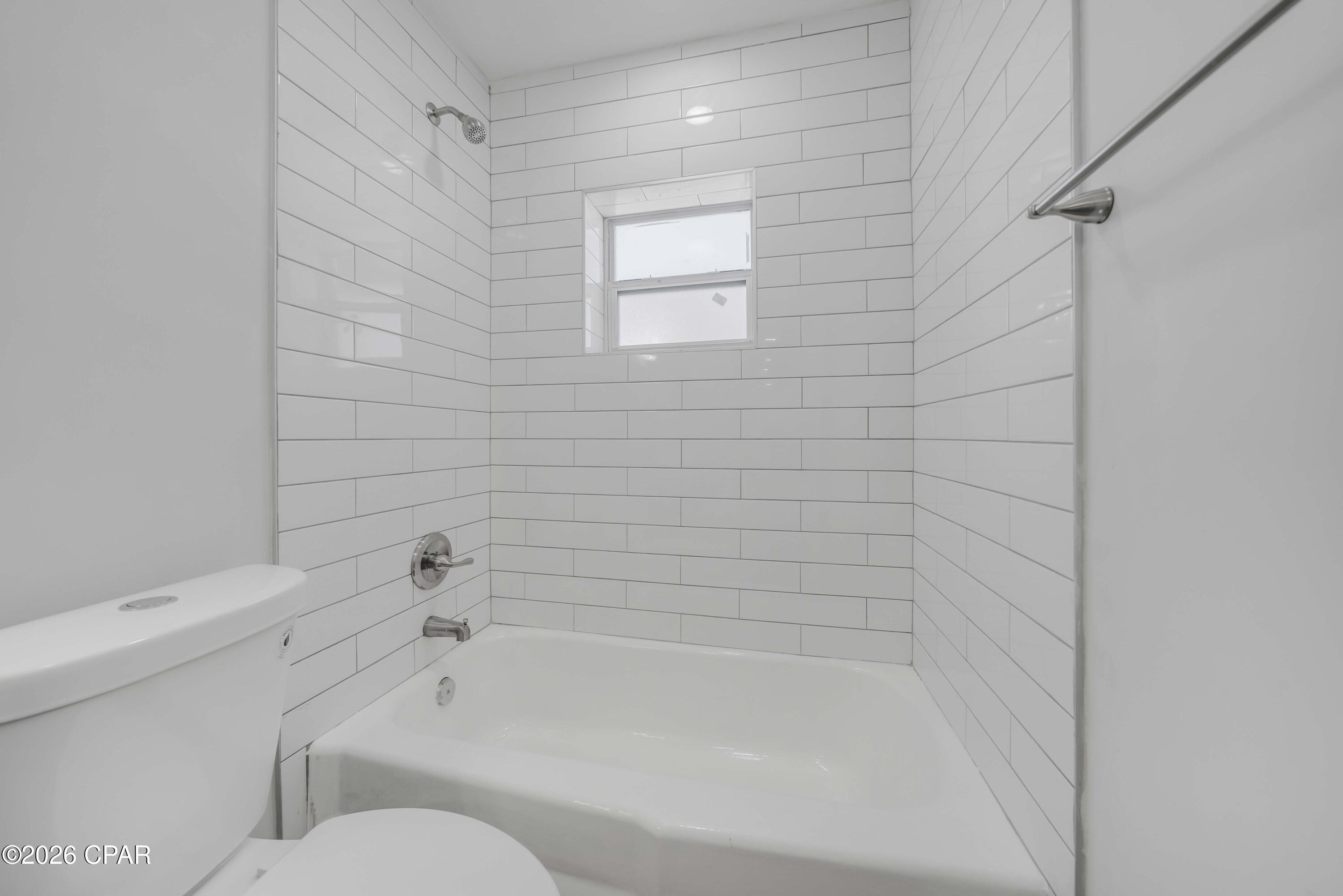 Image 21 For 3904 Ocean View Drive B