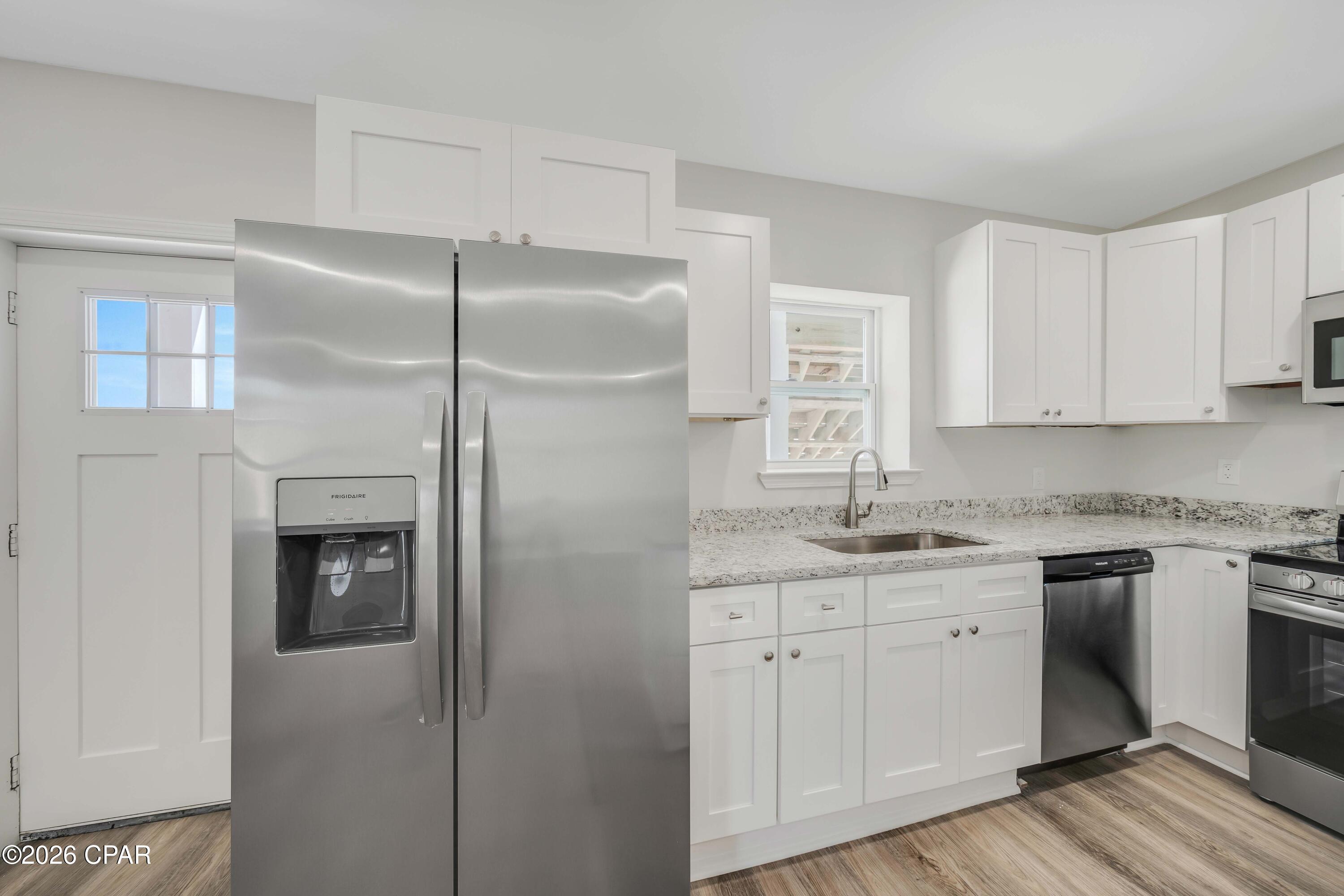 Image 3 For 3904 Ocean View Drive B