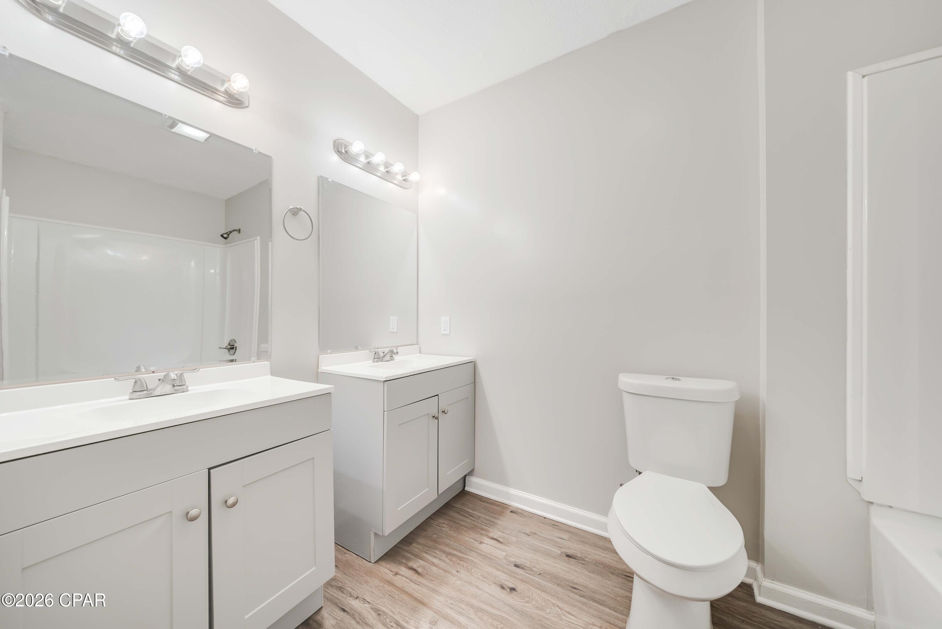 Image 11 For 404 Missouri Avenue