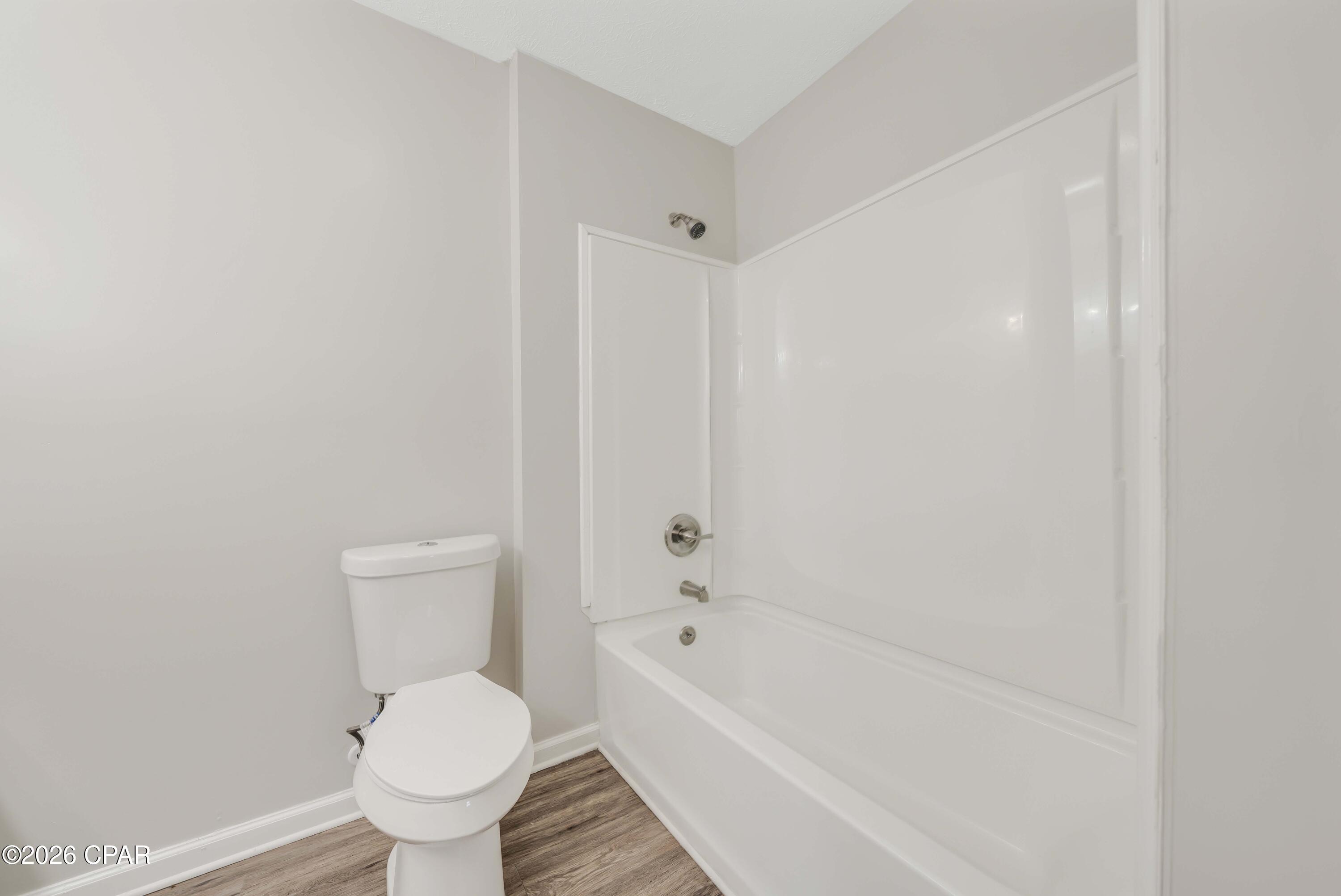 Image 11 For 404 Missouri Avenue