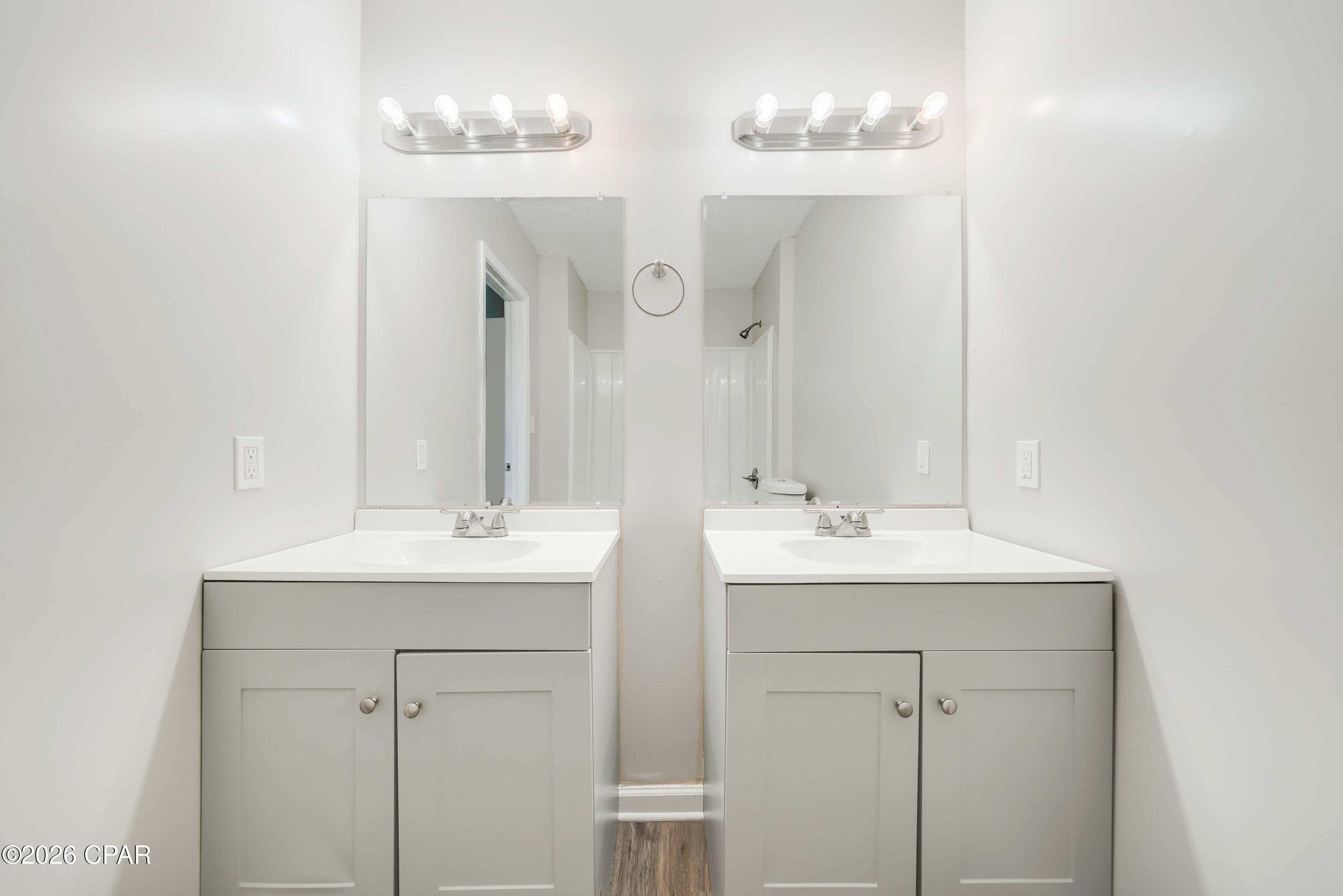 Image 12 For 404 Missouri Avenue