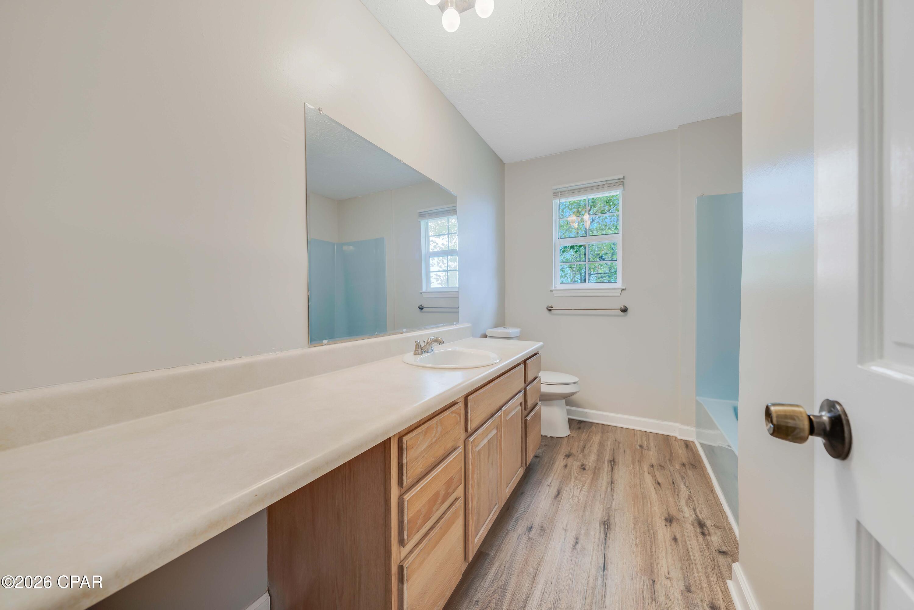 Image 19 For 404 Missouri Avenue