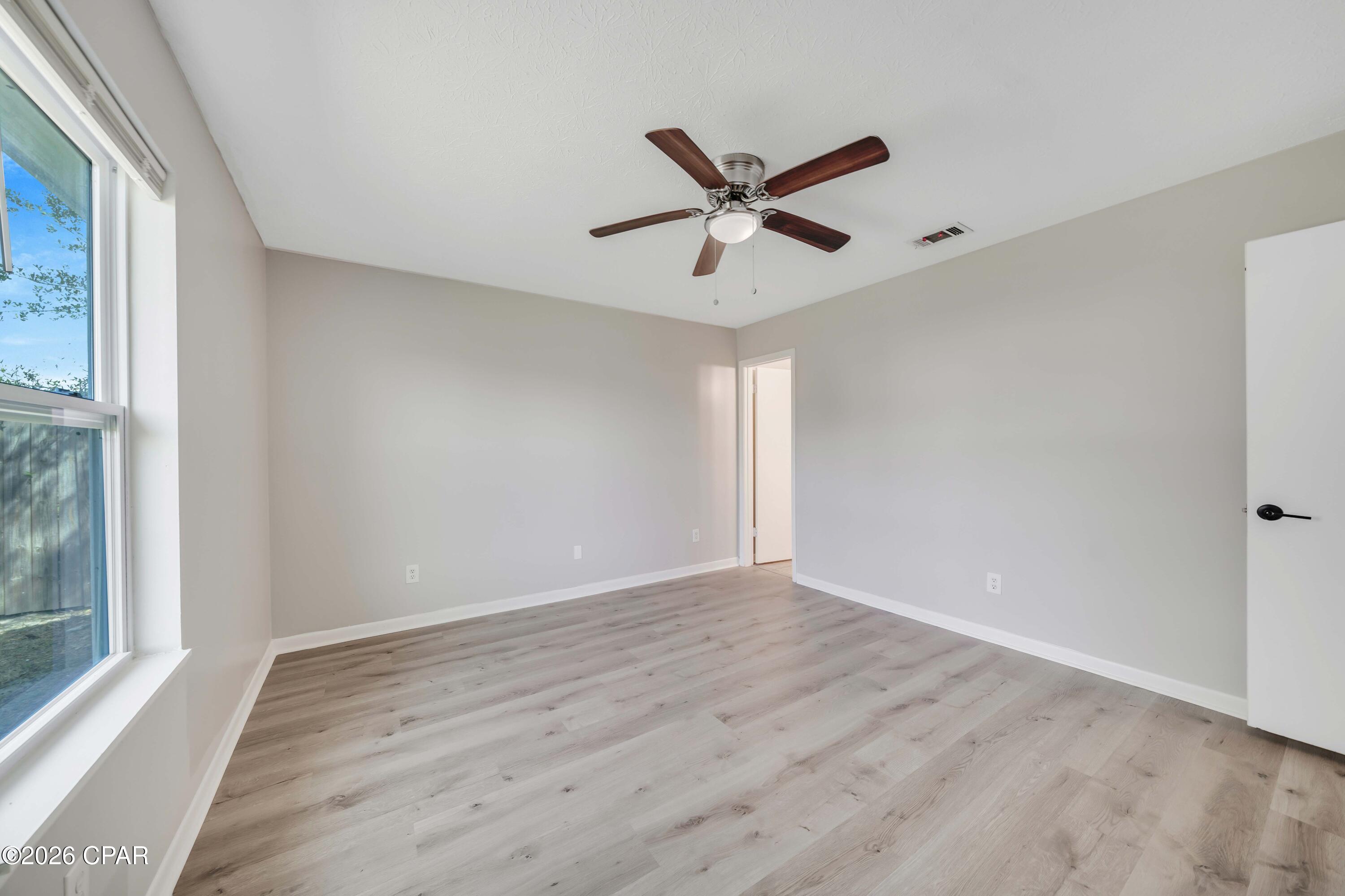 Image 18 For 7011 Lois Street