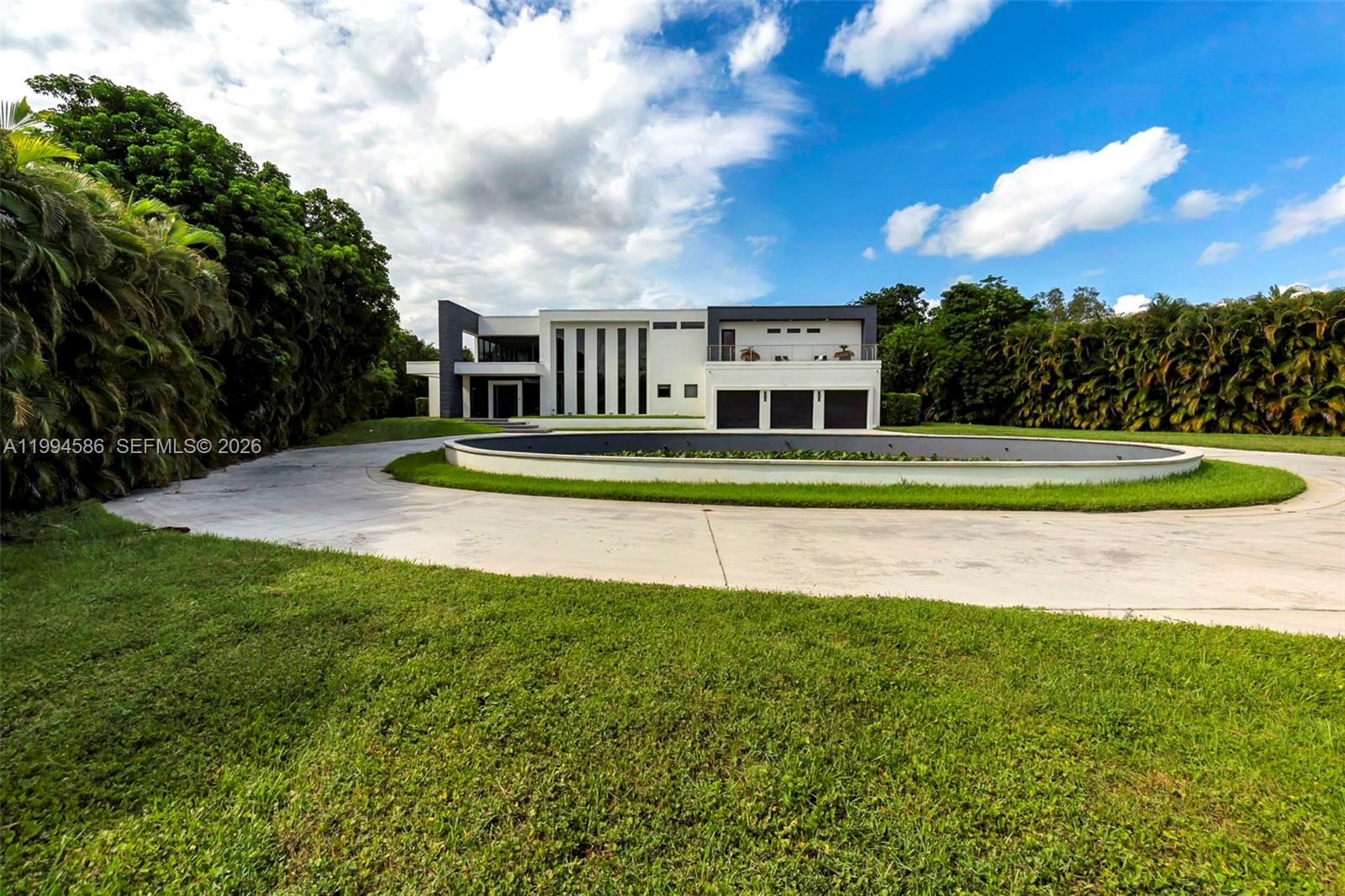 Homes for sale in Southwest Ranches, FL | 13441 Mustang Trl, Southwest Ranches, FL 33330 | MLS# A11994586
