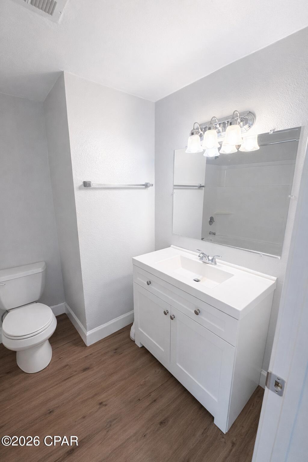 Image 15 For 15550 Broad Street