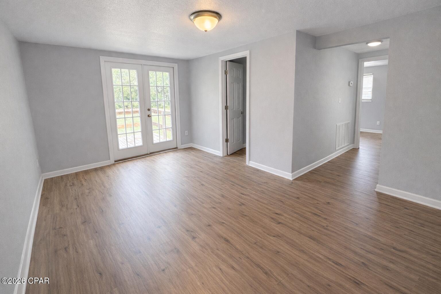 Image 5 For 15550 Broad Street