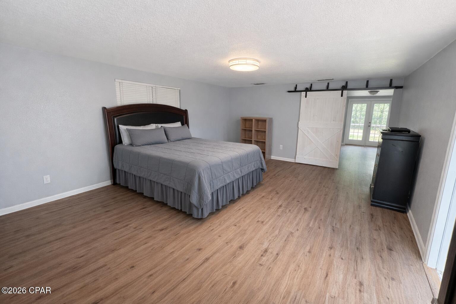 Image 9 For 15550 Broad Street