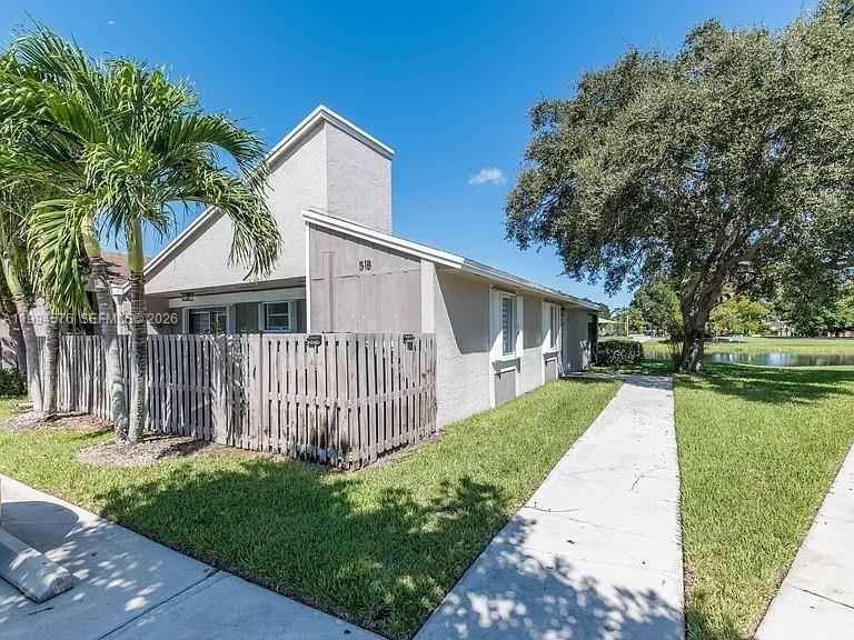 Woodgate Condominium 43