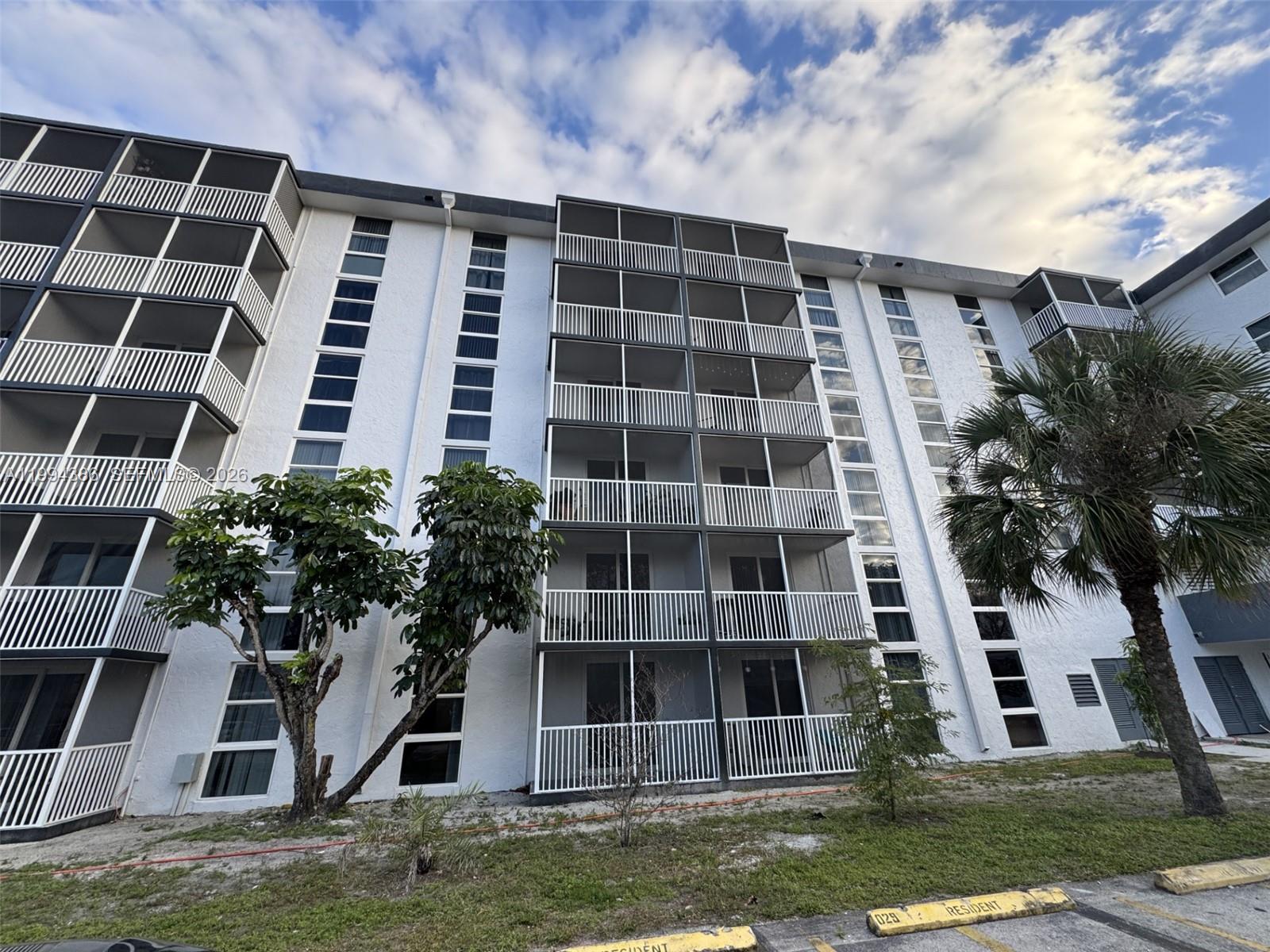 Woodside Apts Condo