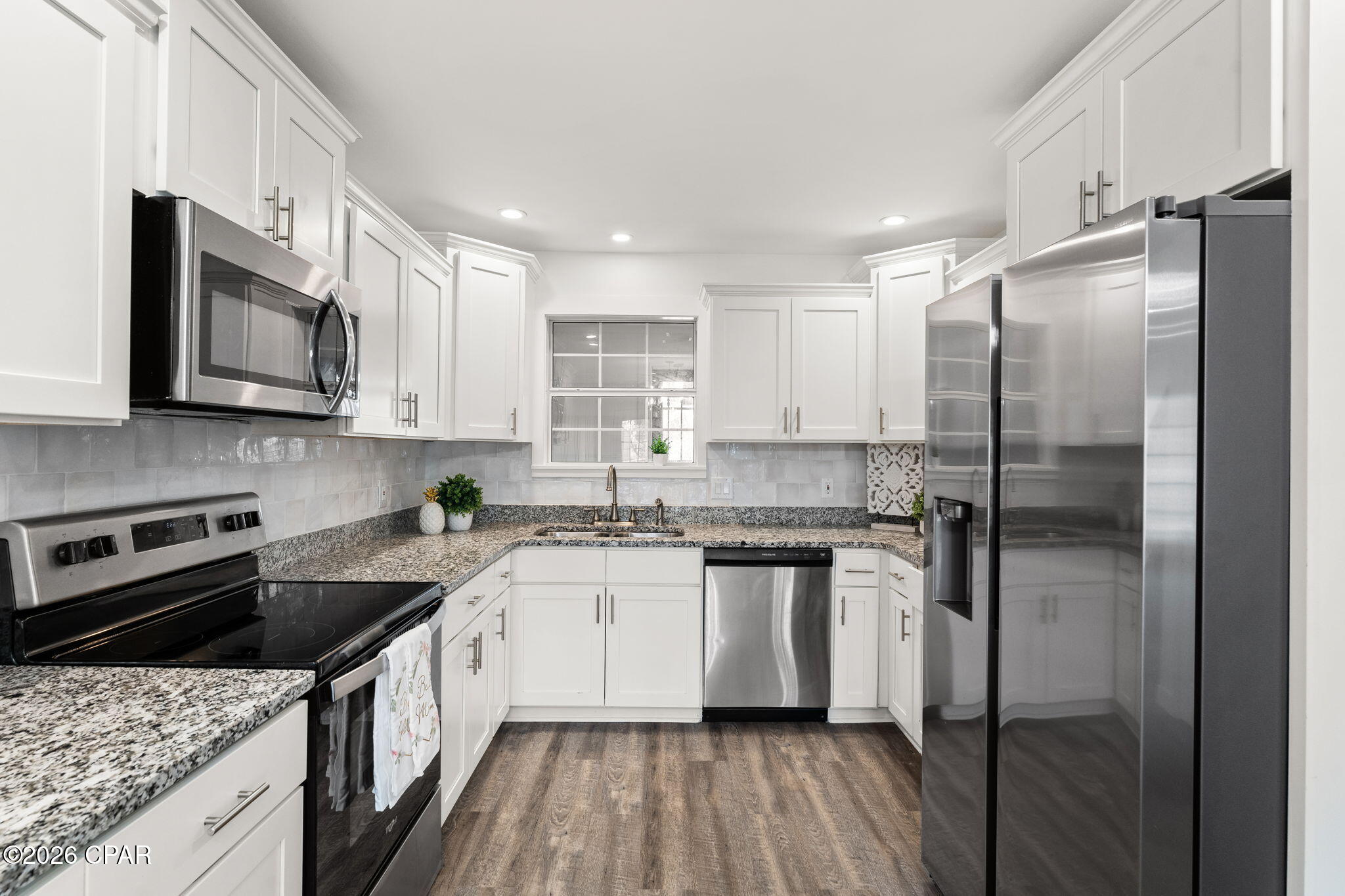 Image 17 For 1211 Capri Drive