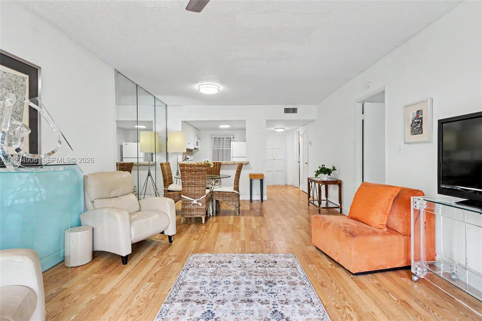 Hillcrest No 4 Condo