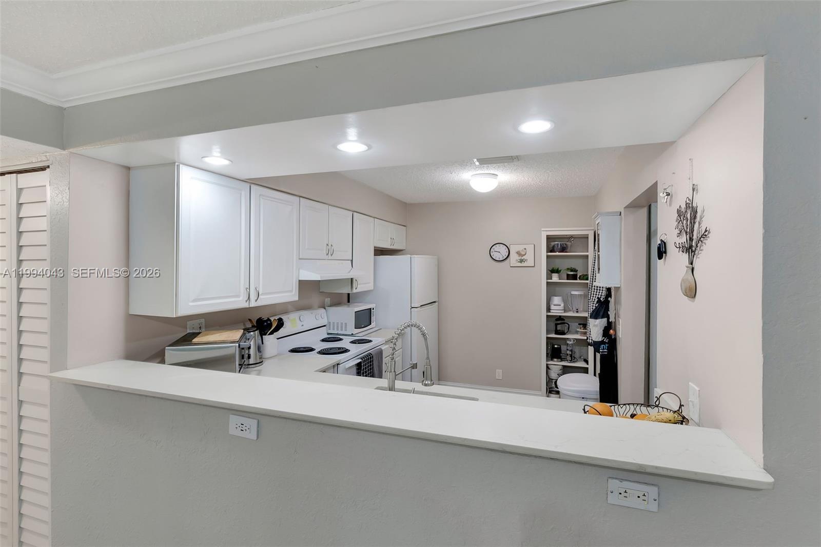 Property photo # 9