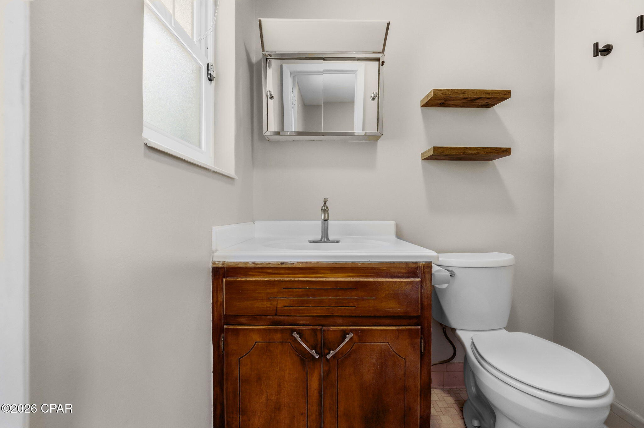 Image 19 For 4570 Cedar Street