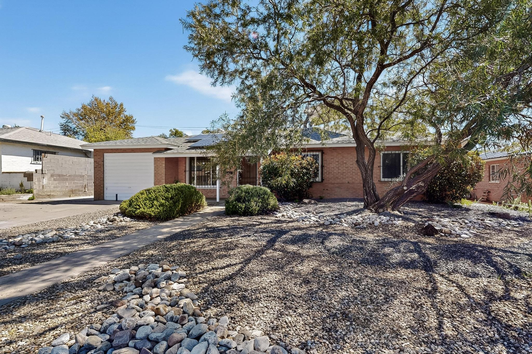 2026 Vermont Street NE Albuquerque, NM 87110