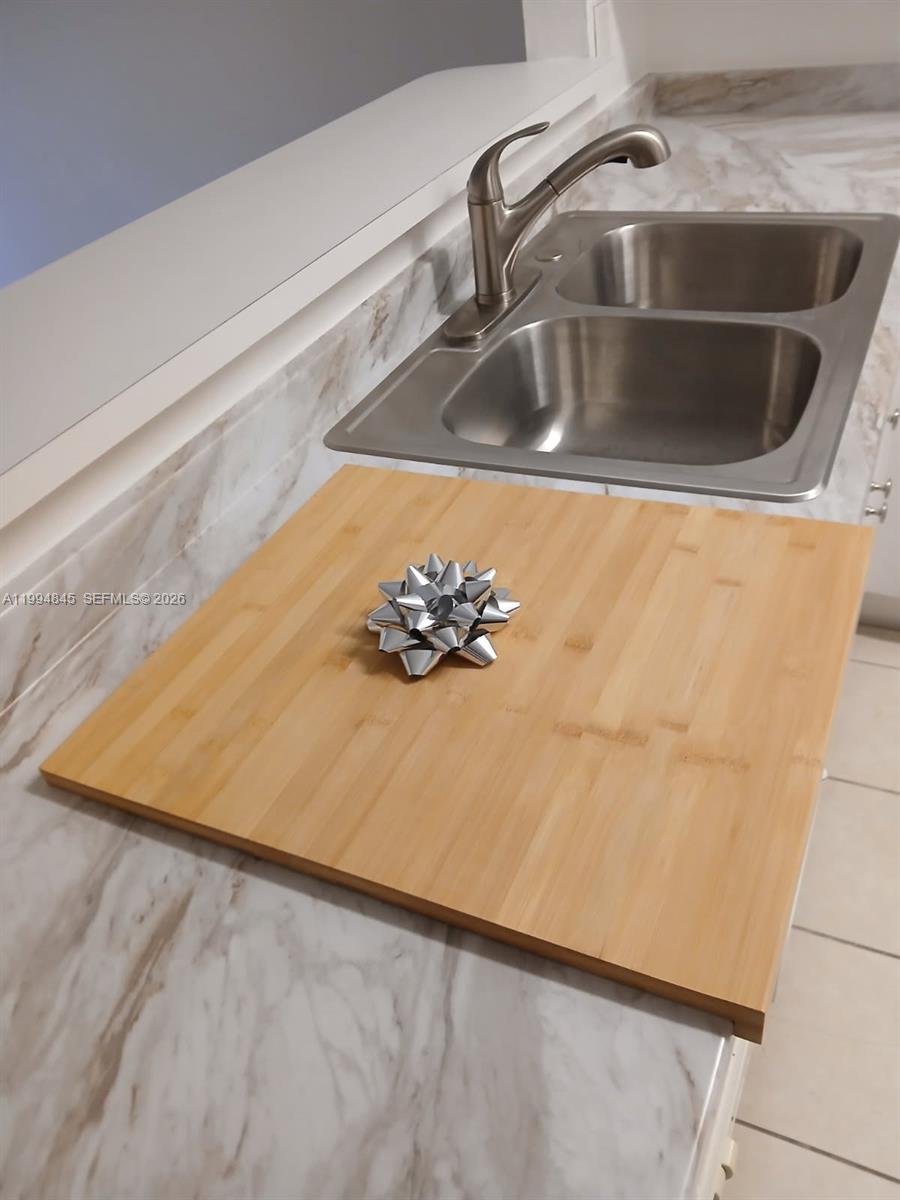 Villas At Carmel Condo No