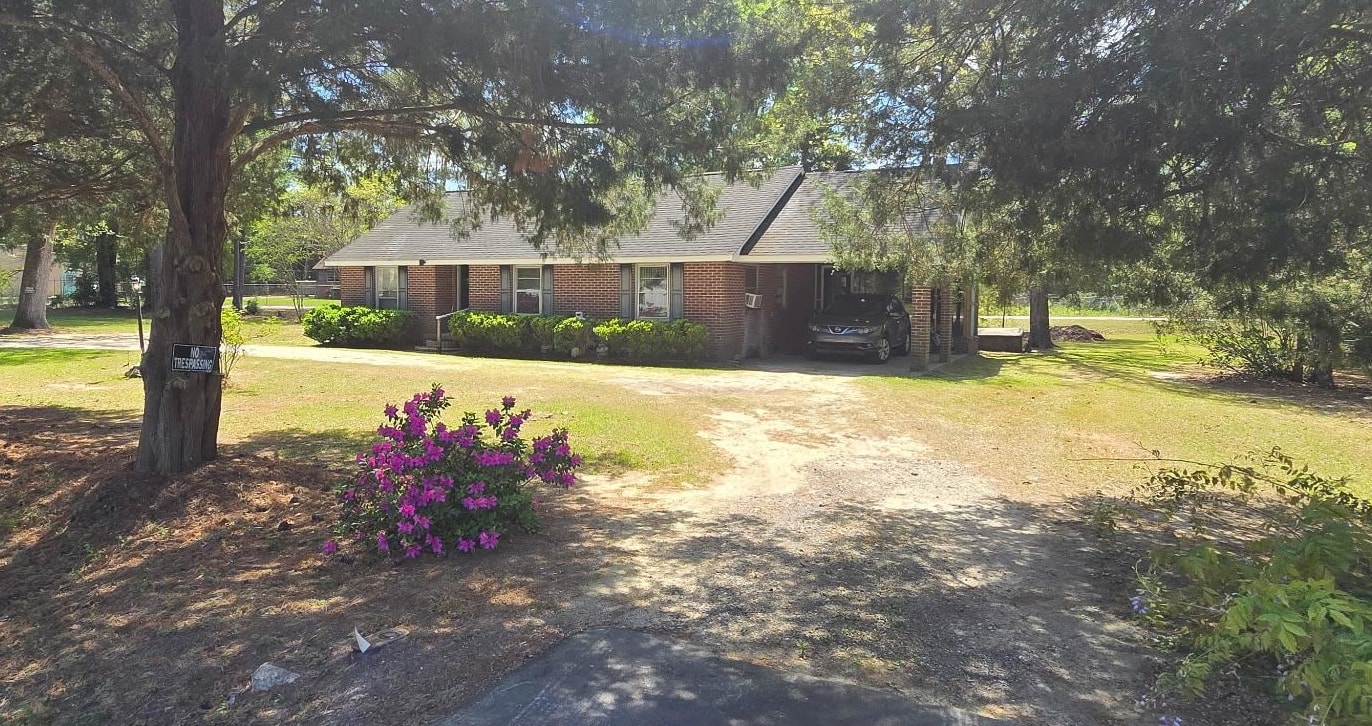 98 Old Cemetary Rd. Andrews, SC 29510