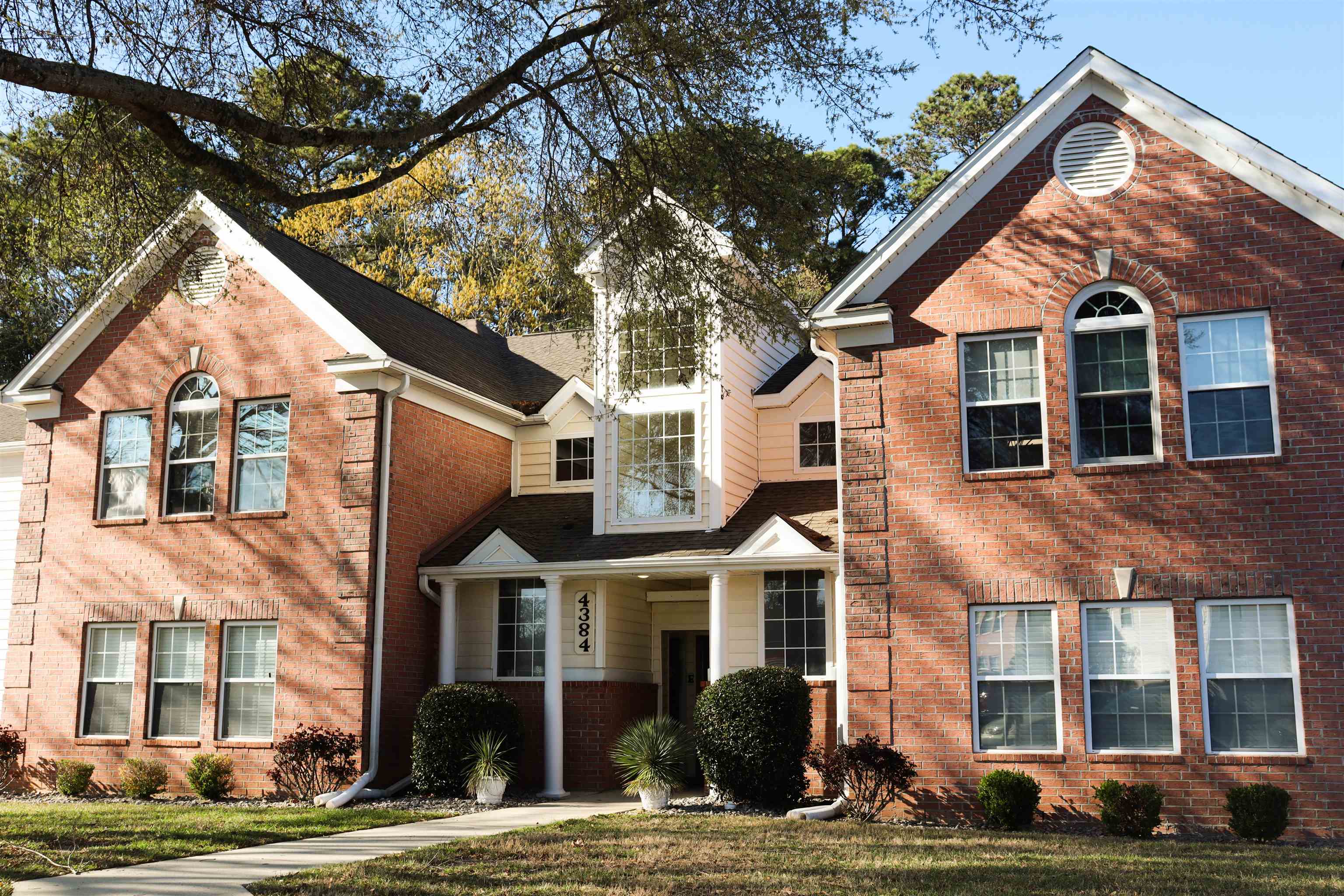 4384 Daphine Ln. Murrells Inlet, SC 29576