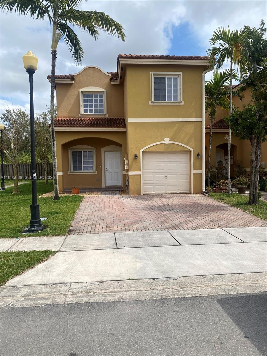 Property photo # 0