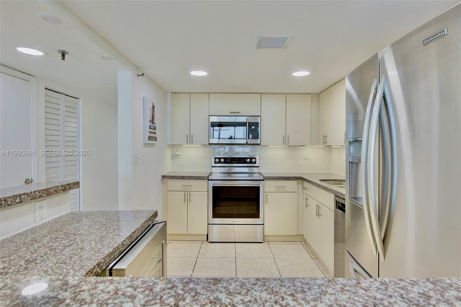 Property photo # 6