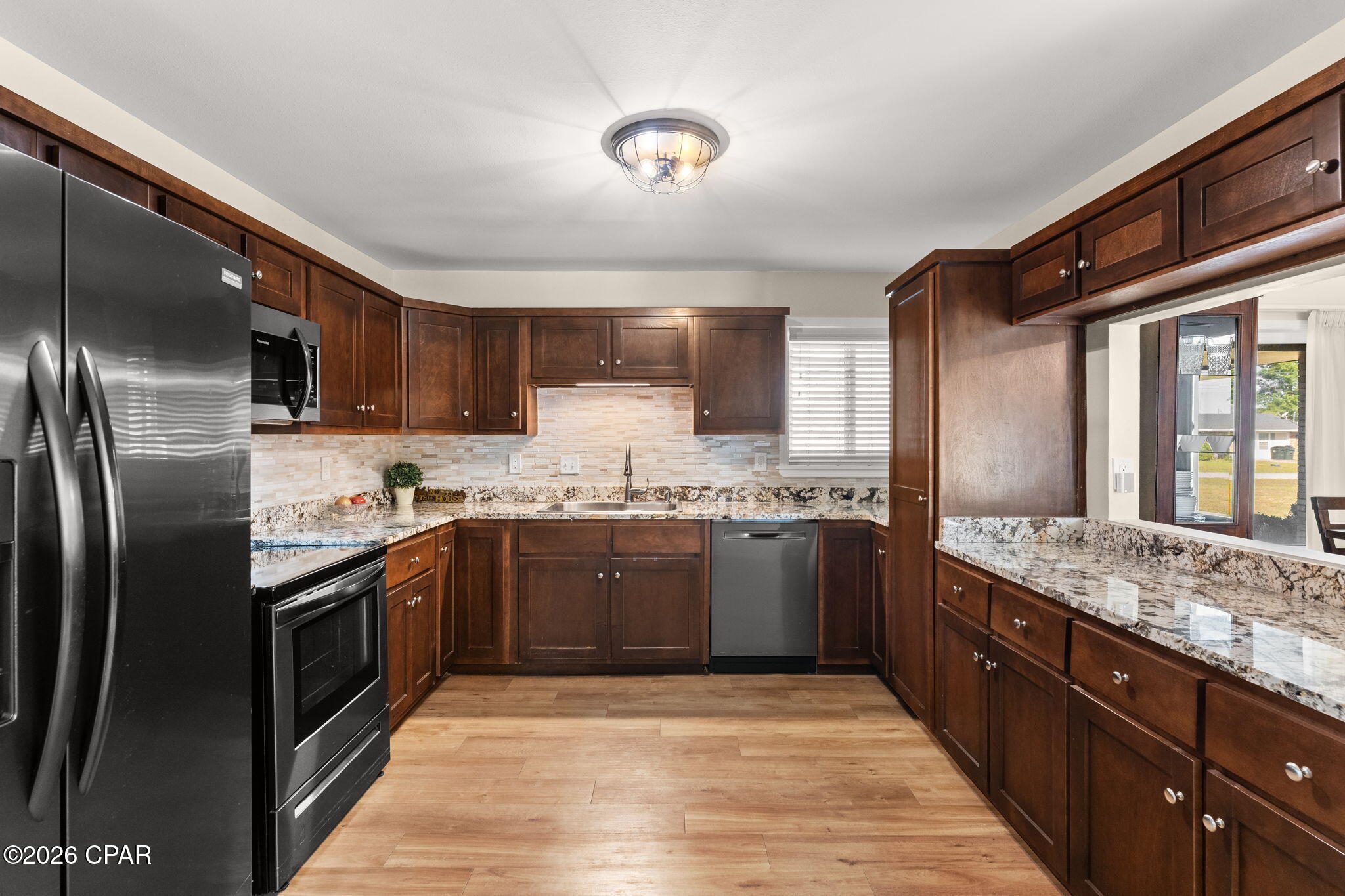 Image 7 For 1117 Colorado Avenue