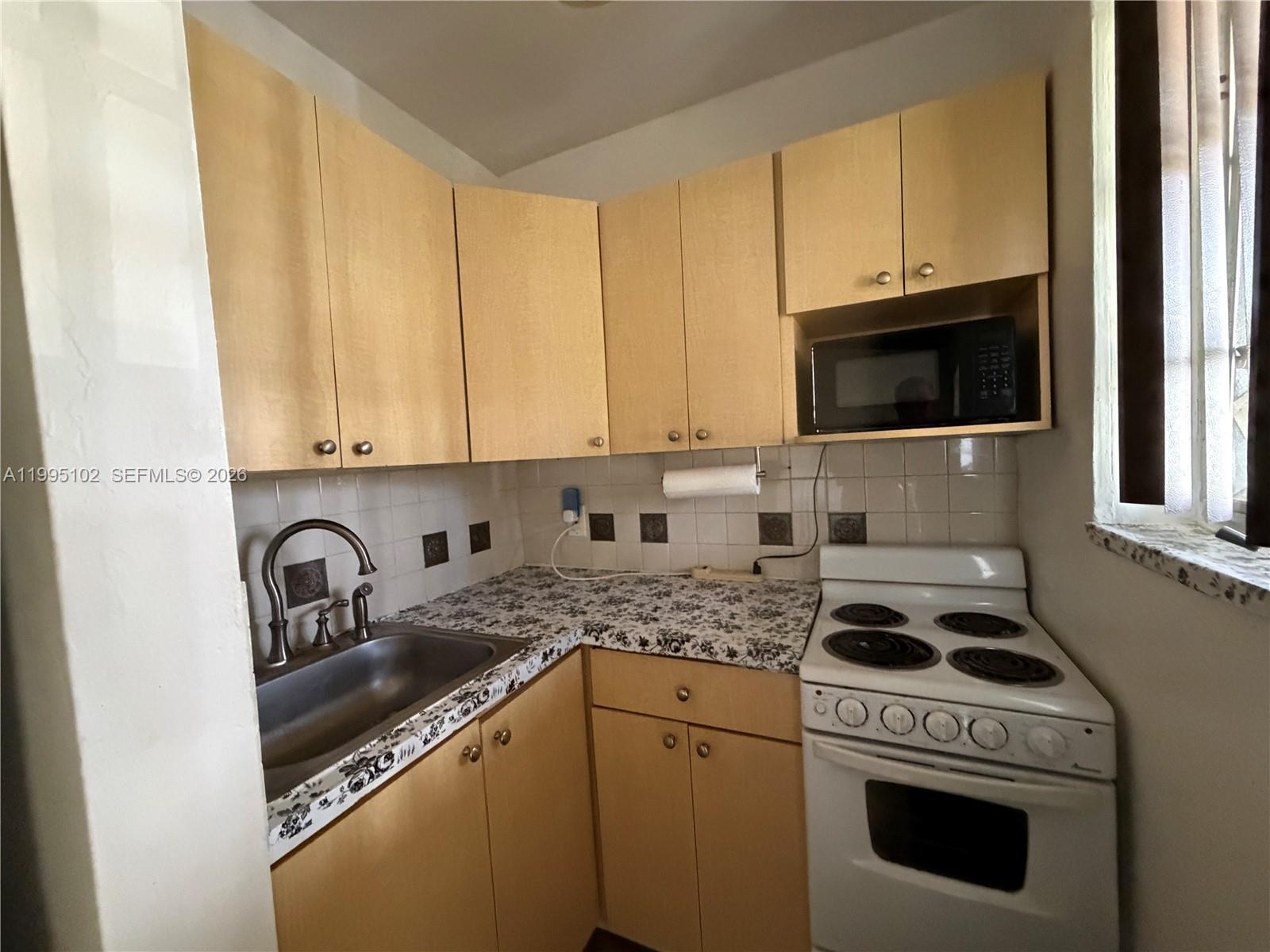 Property photo # 8
