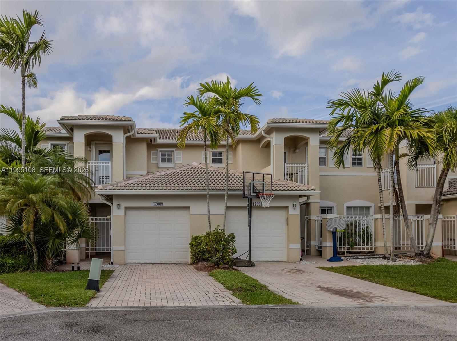 Pembroke Isles 1