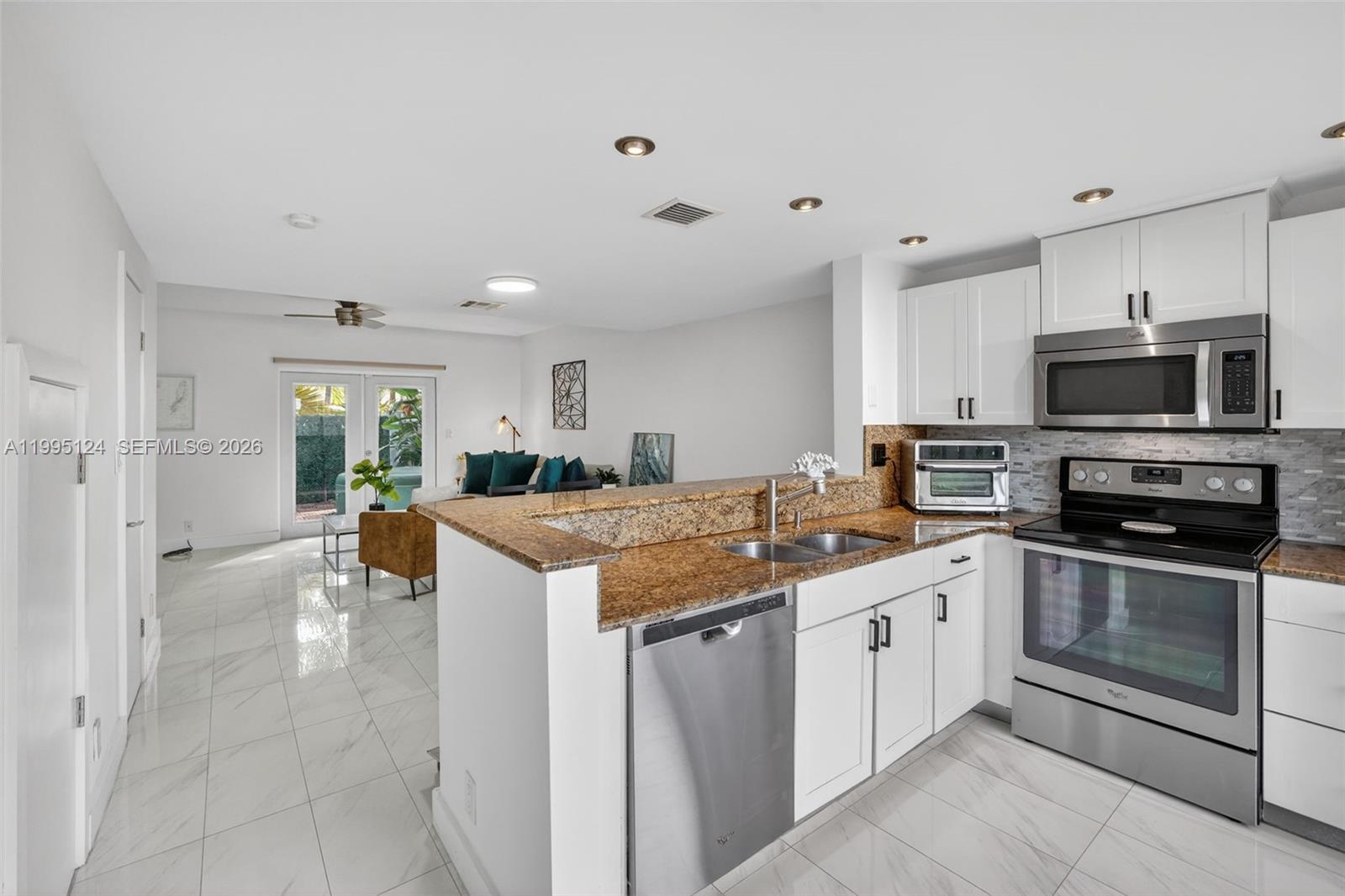 Property photo # 9