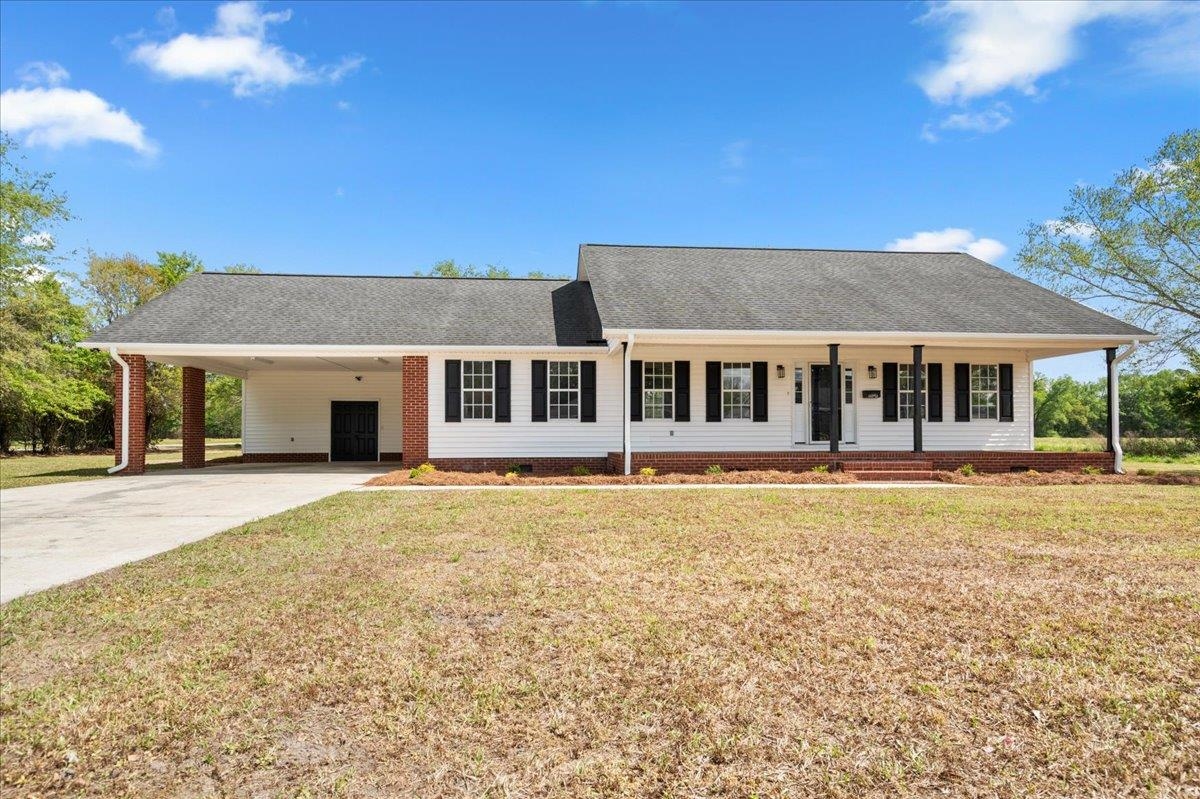 1104 Highland Dr. Mullins, SC 29574