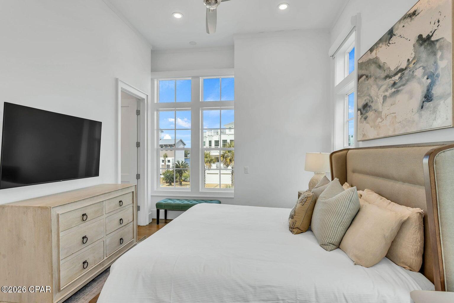 Image 35 For 67 San Roy Road