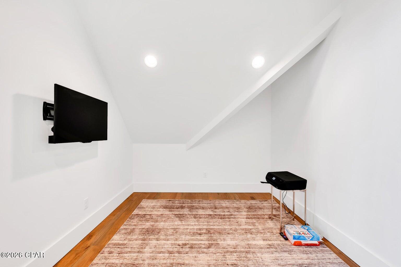 Image 43 For 67 San Roy Road