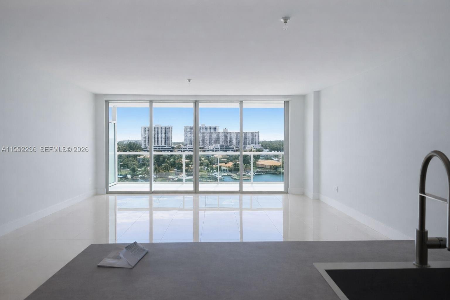 400 Sunny Isles Condo Eas