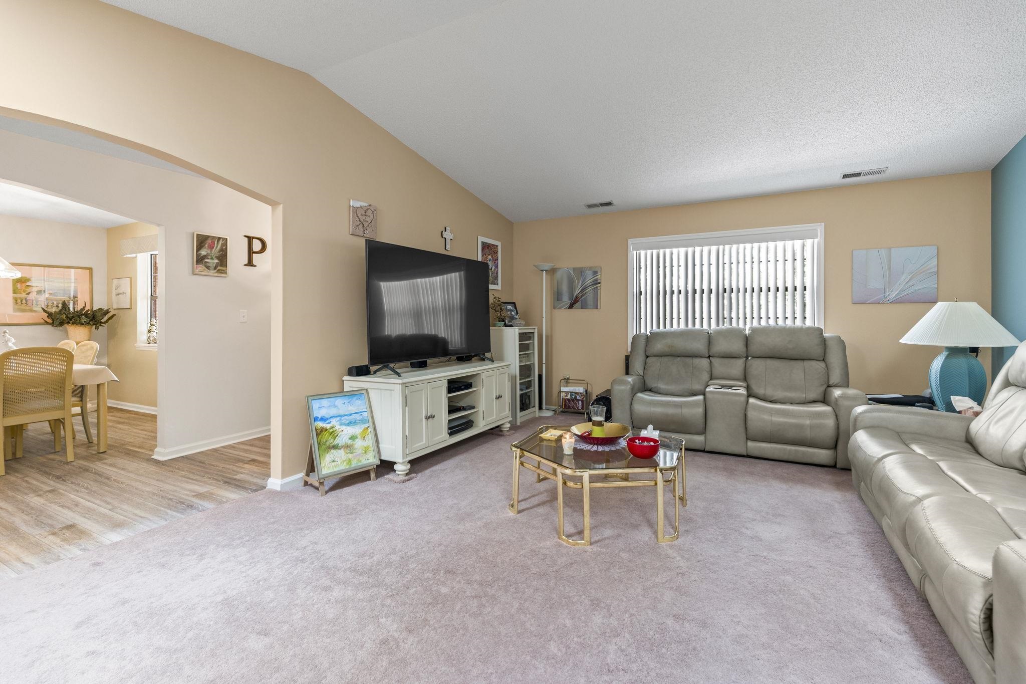 2608883 | Photo 5