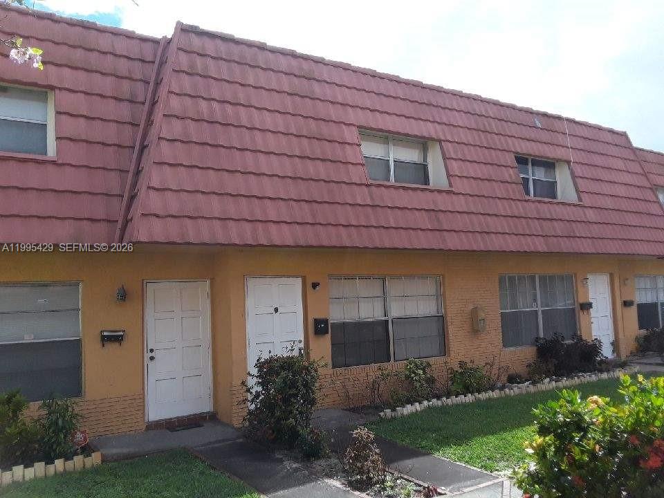 Royal Oaks Townhouse 6 Co