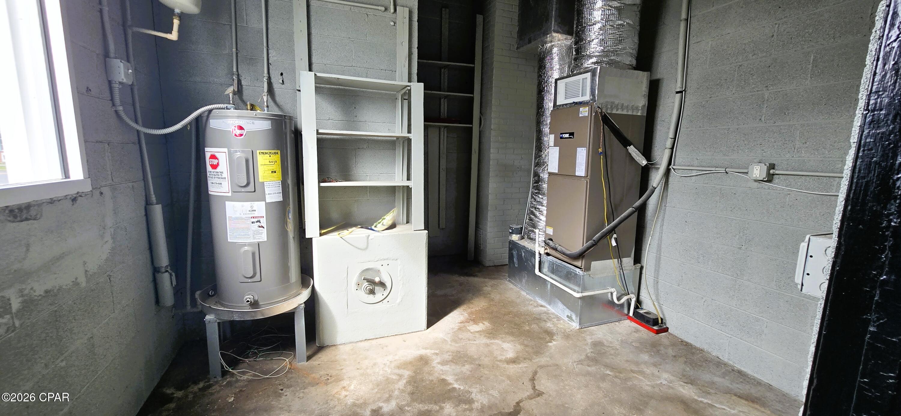 Image 14 For 200 6th Street