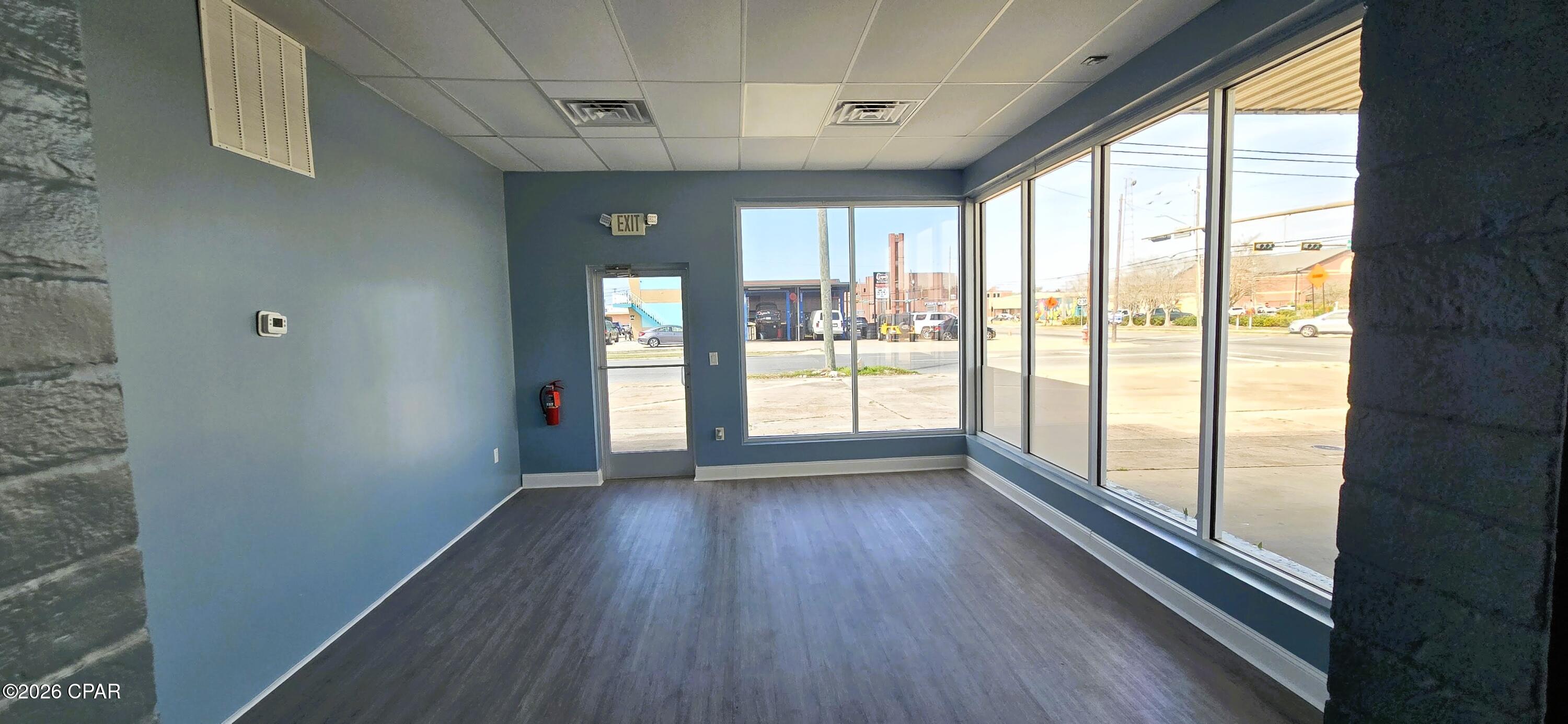 Image 7 For 200 6th Street