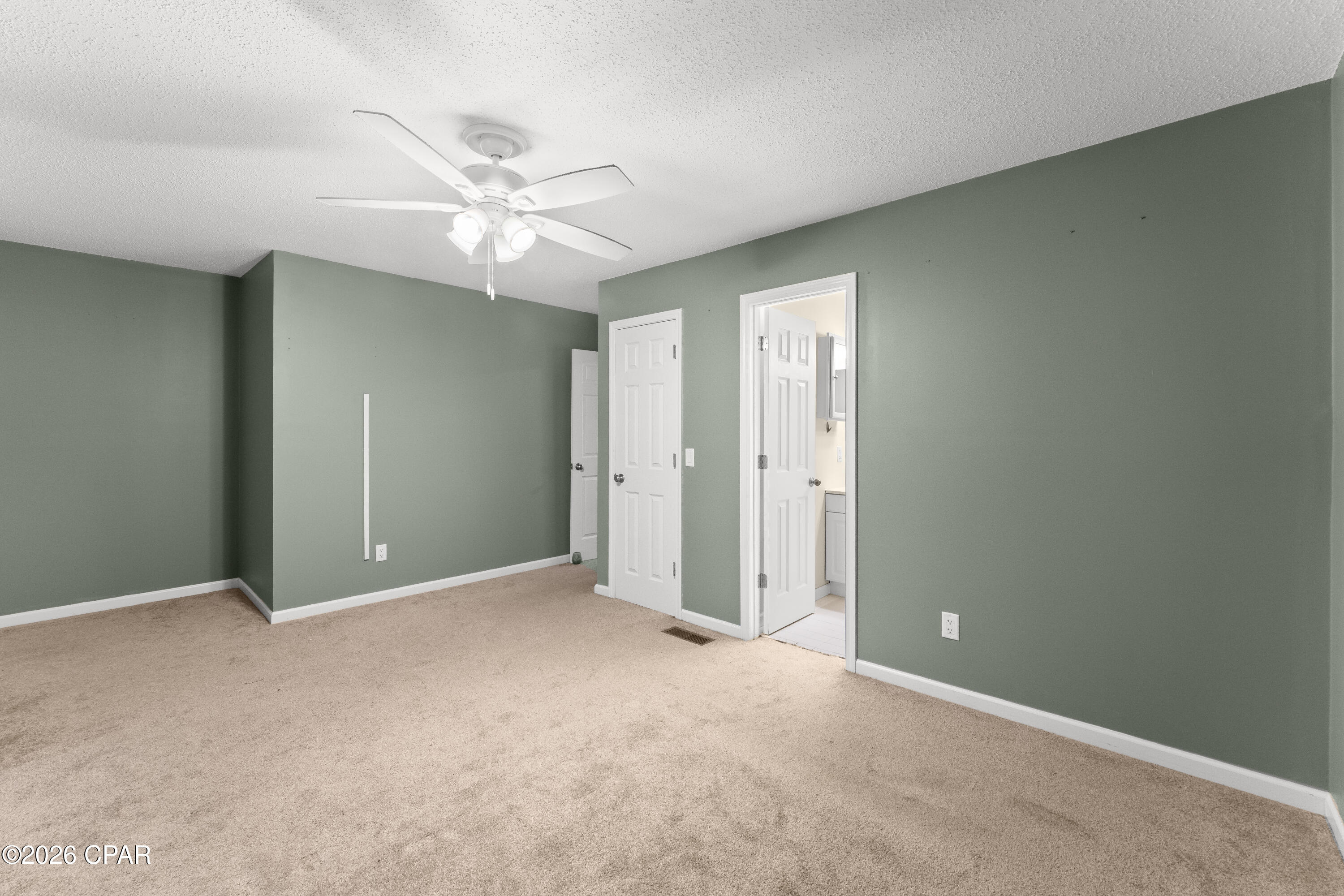 Image 17 For 601 Berthe Avenue