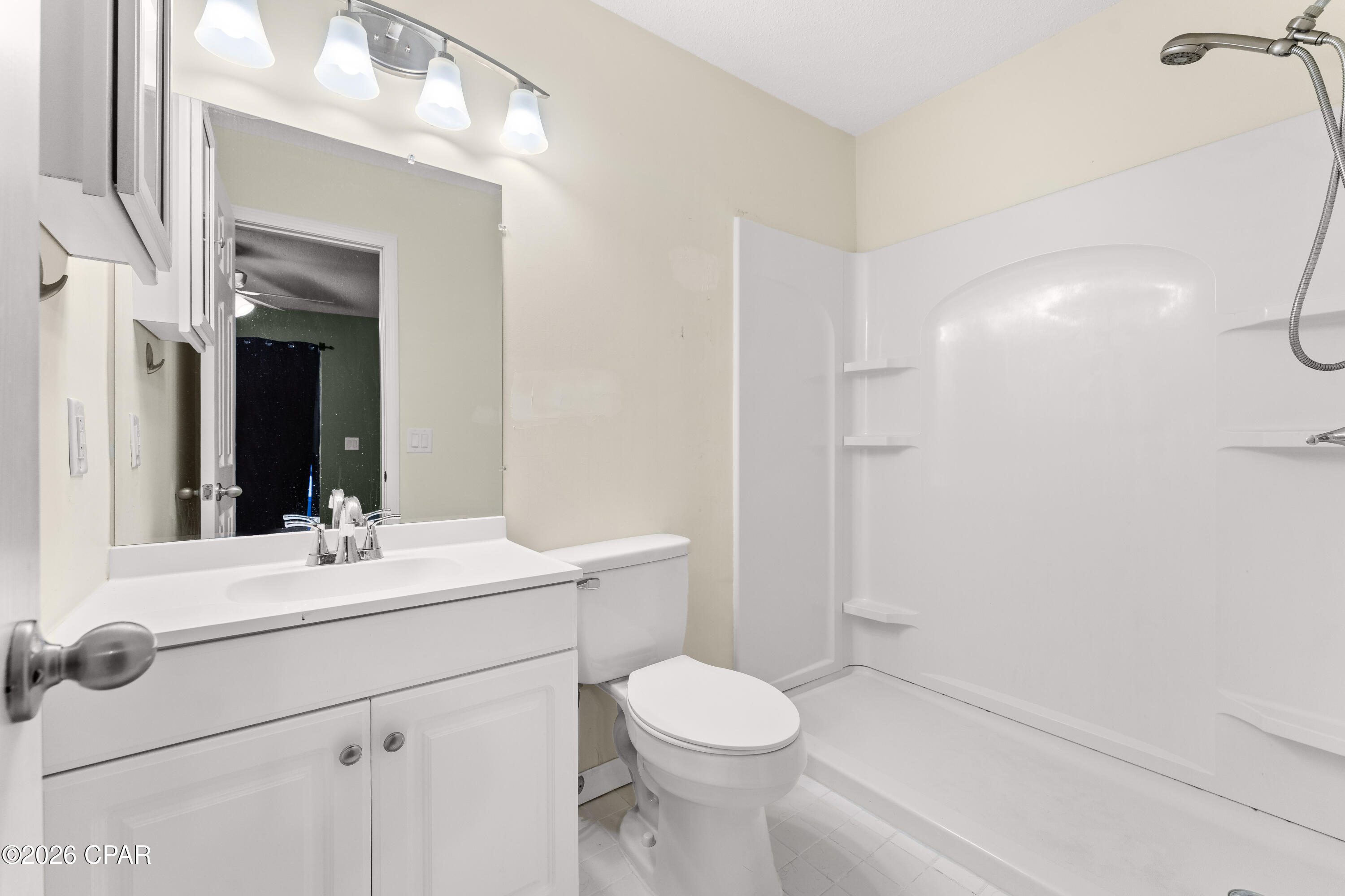 Image 23 For 601 Berthe Avenue