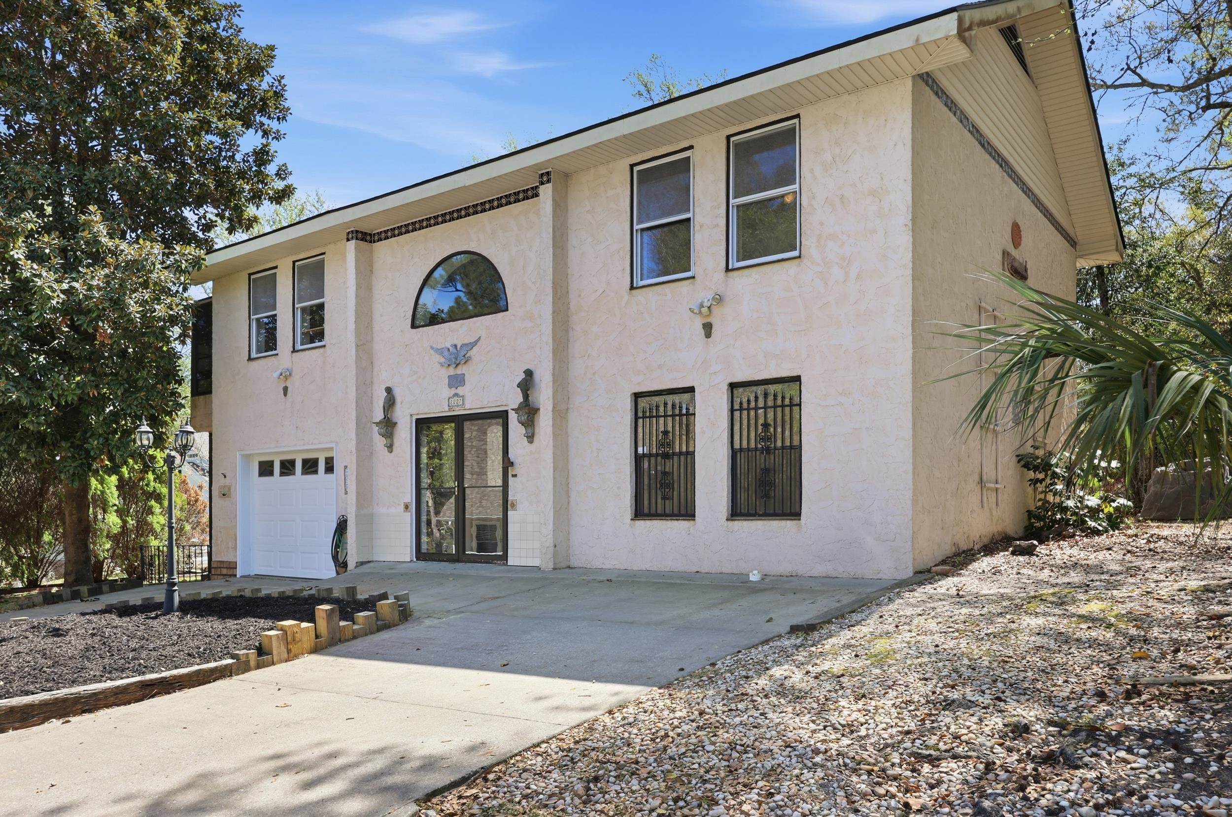 2227 Jefferson Circle Little River, SC 29566