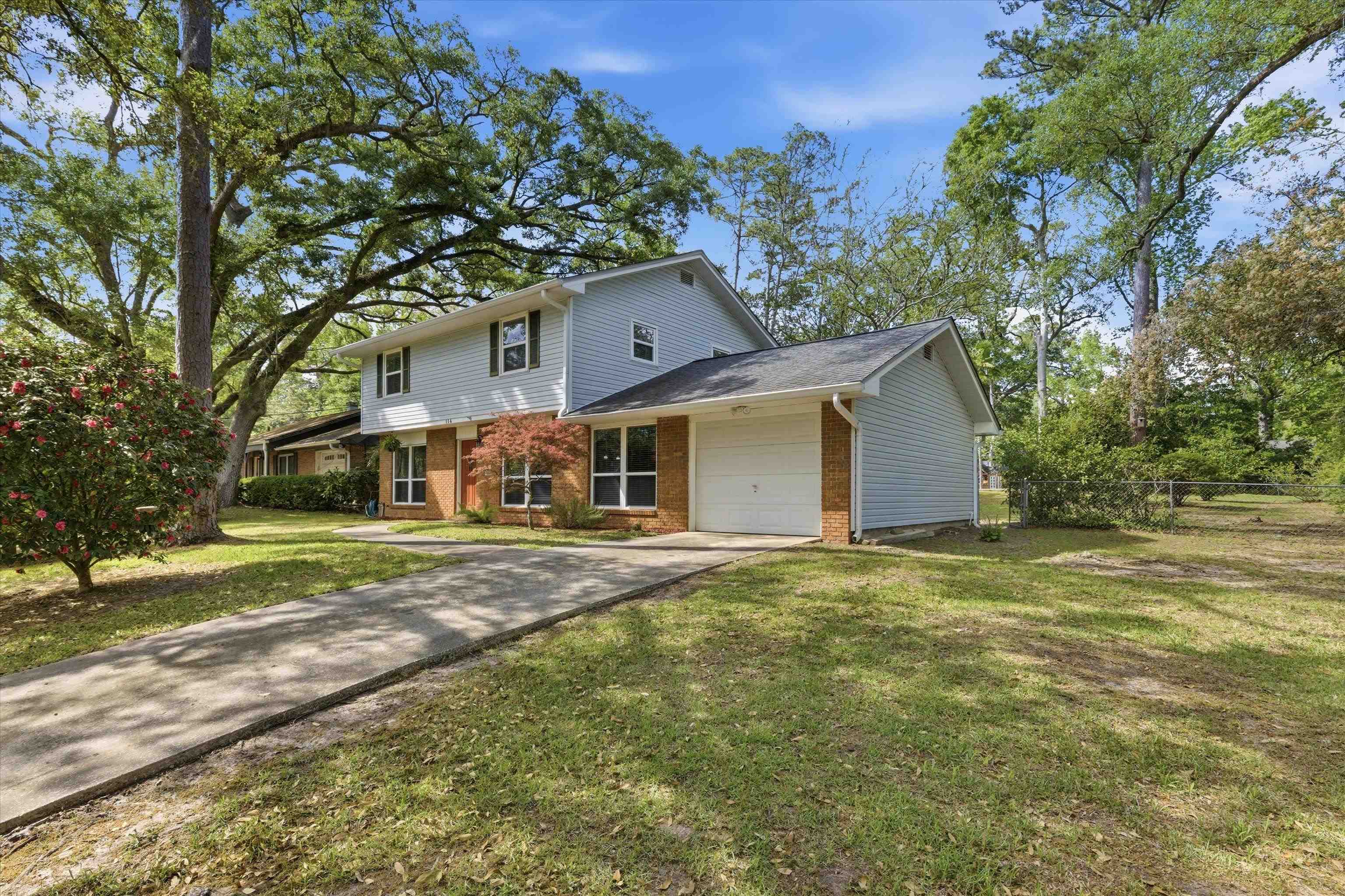 114  WINN CAY Drive , Tallahassee, FL, 