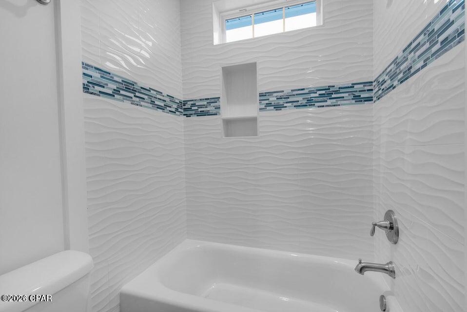 Image 20 For 8408 Warner Place