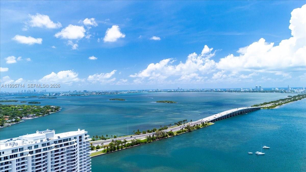 Paraiso Bayviews Condo