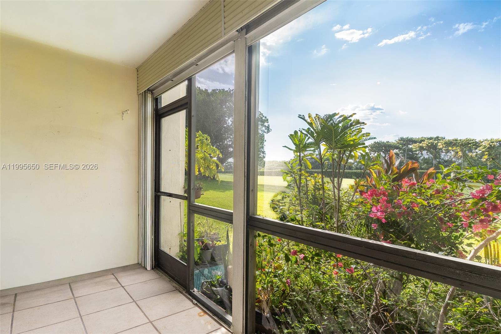 Homes for sale in Pembroke Pines, FL | 9820 S Hollybrook Lake Dr #106, Pembroke Pines, FL 33025 | MLS# A11995650