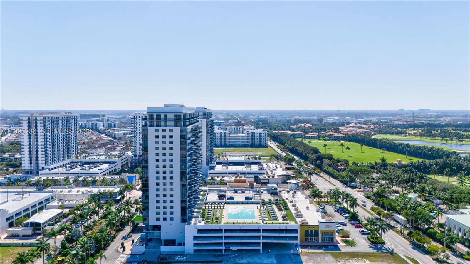 5300 Paseo Condo