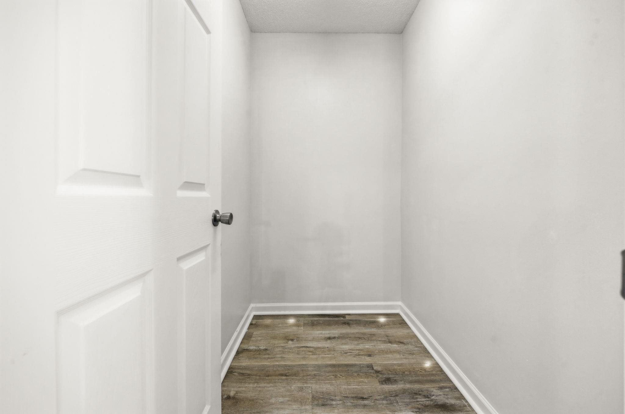 2608951 | Photo 25