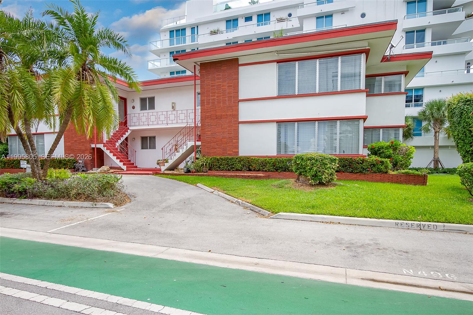 Four Friends Condo