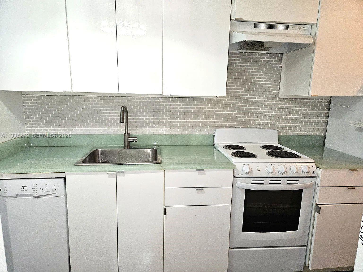 Property photo # 9