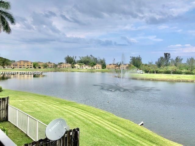 Villas At Lakeview Condo