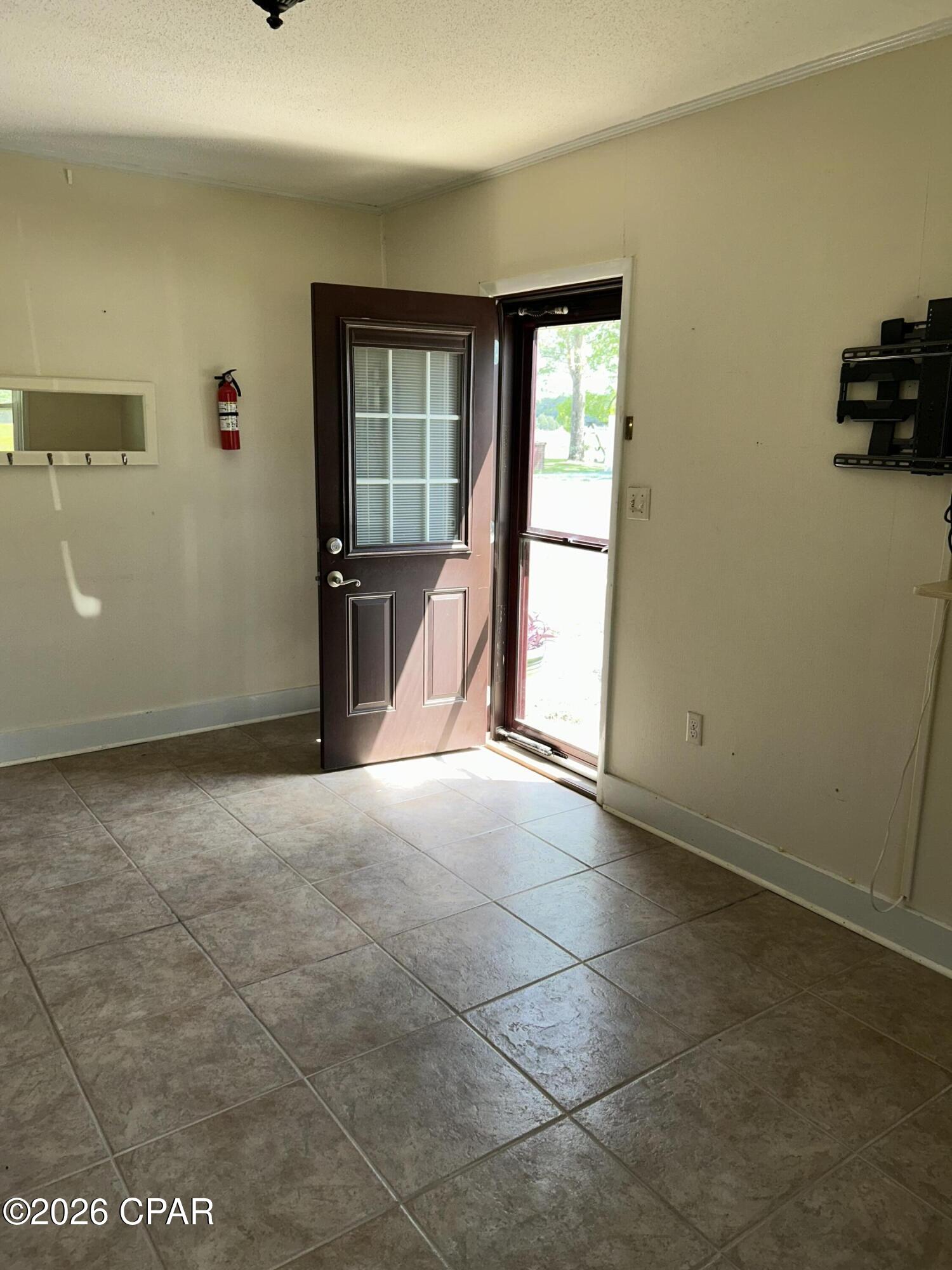 Image 6 For 1971 Lewis Lane