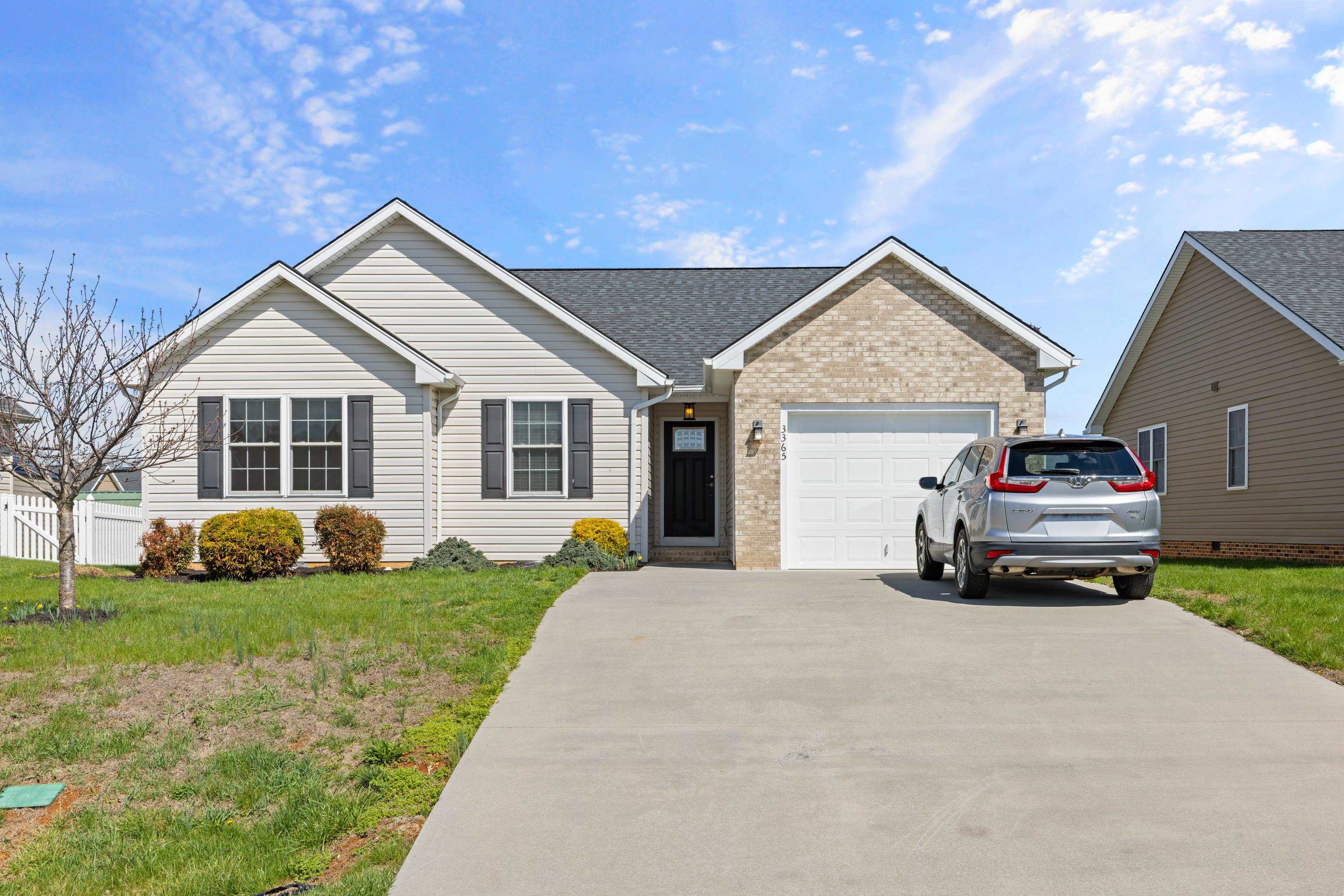 3365 LEGION WAY exterior